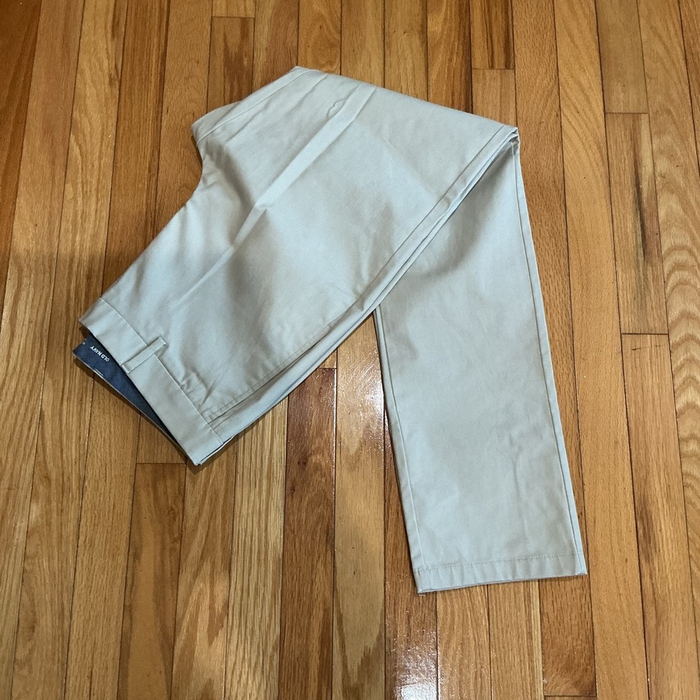 Old Navy Tan 34x34 Men’s Chinos Classic Style